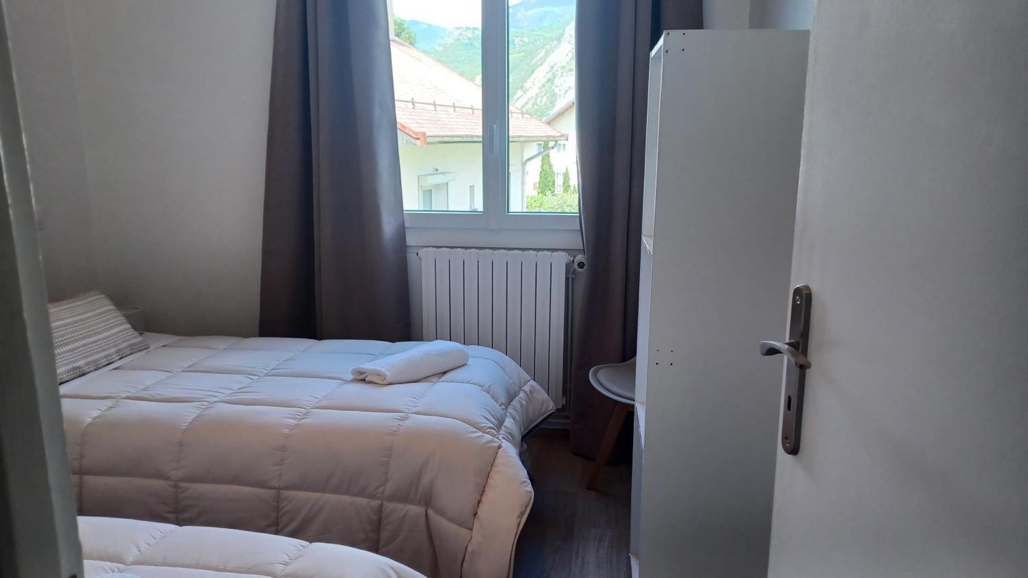 Villargondran, Les Magnifiques Cols De Maurienne Garage Motos, Velos Habitación foto